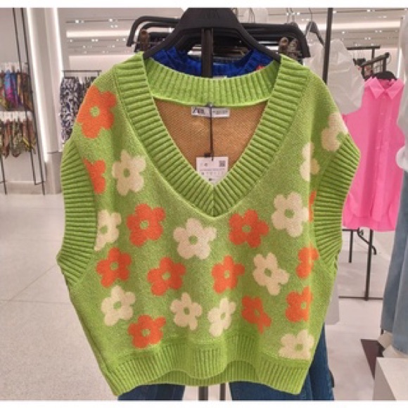 🍏 ZARA BNWT FLORAL JACQUARD KNIT VEST 🍏 - Picture 7 of 7